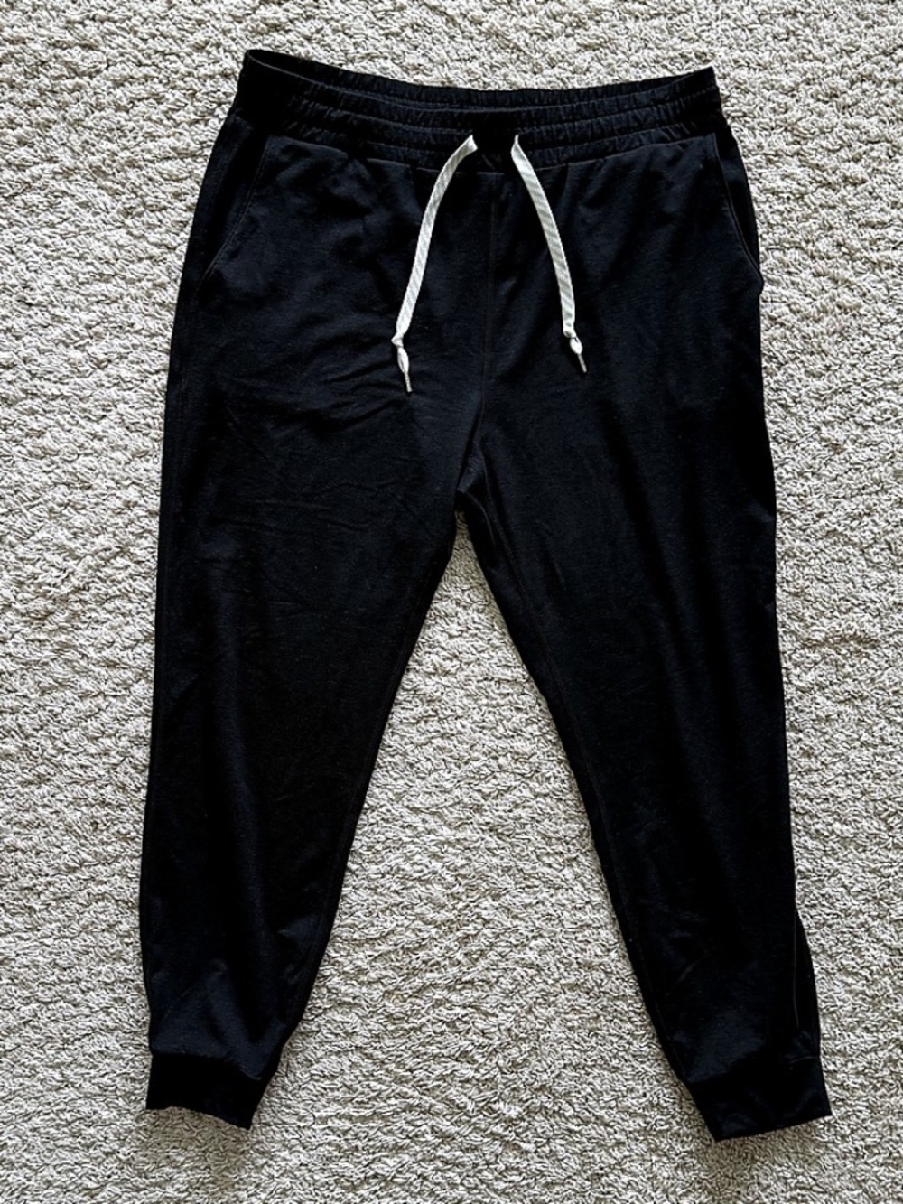 Vuori Charcoal Heather Black Performance Jogger Pants Women’s Size Large